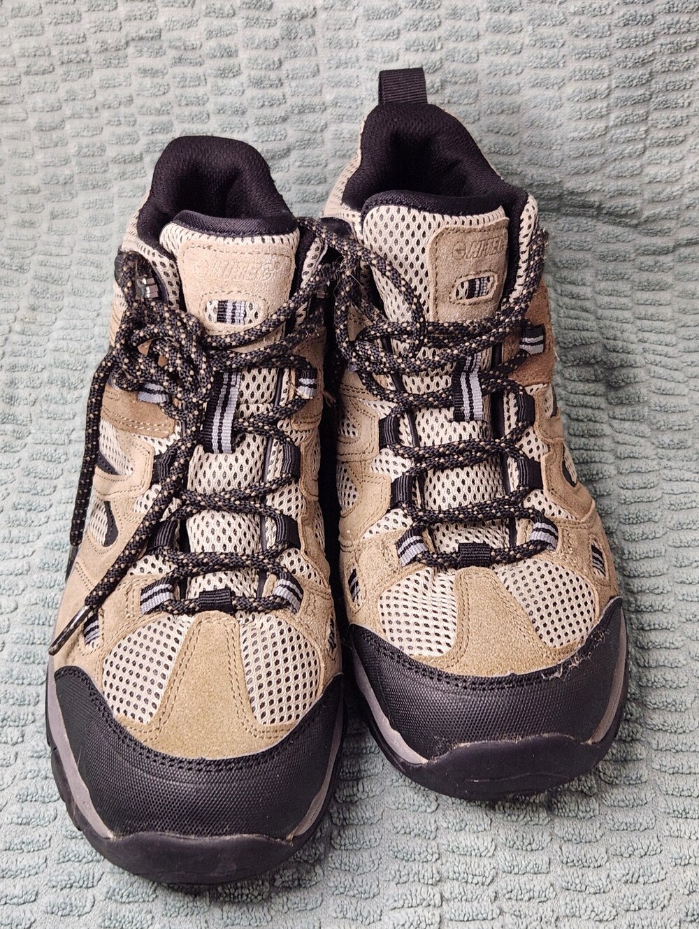 Hi-Tec Ravus-CH Hiking Shoes Beige/Black Men’s US 8.5